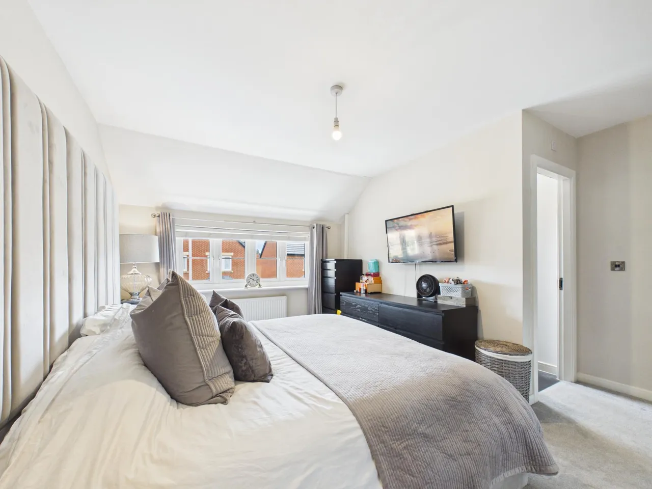 Hoelion Grove, Newport, NP10, photo 16