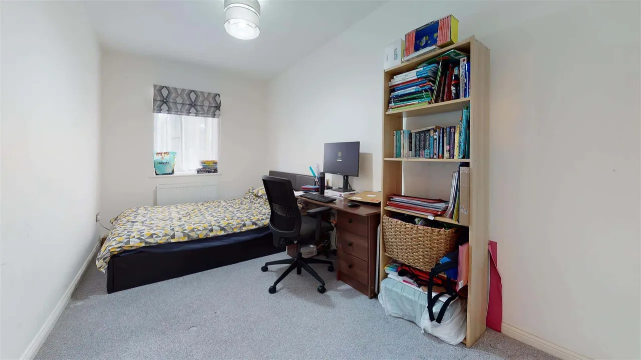 Connaught Court, The Chequers, Hills Road, Buckhurst Hill, photo 9