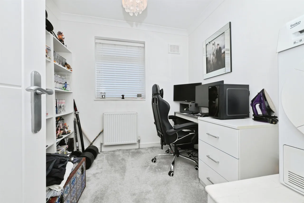 Bury Green Road, Cheshunt, EN7, photo 14