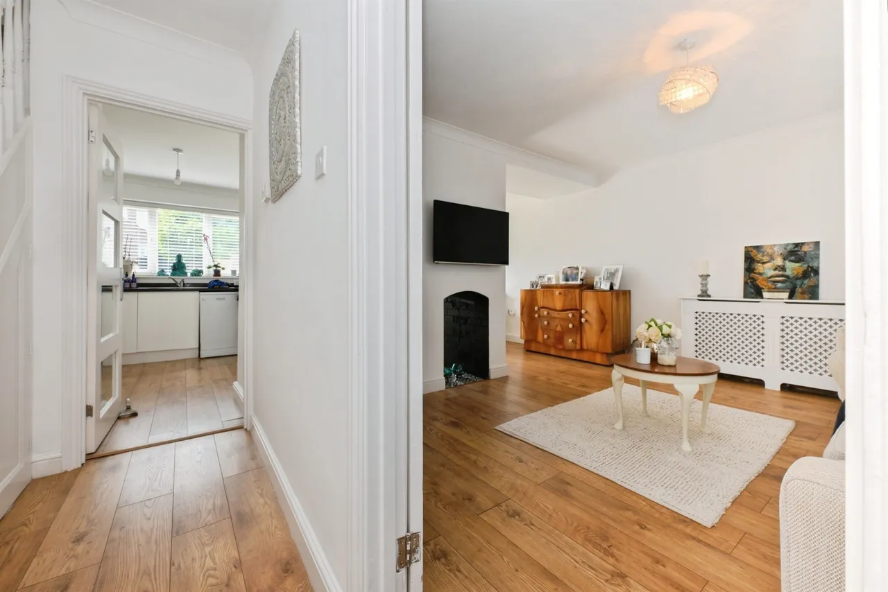 Bury Green Road, Cheshunt, EN7, photo 9
