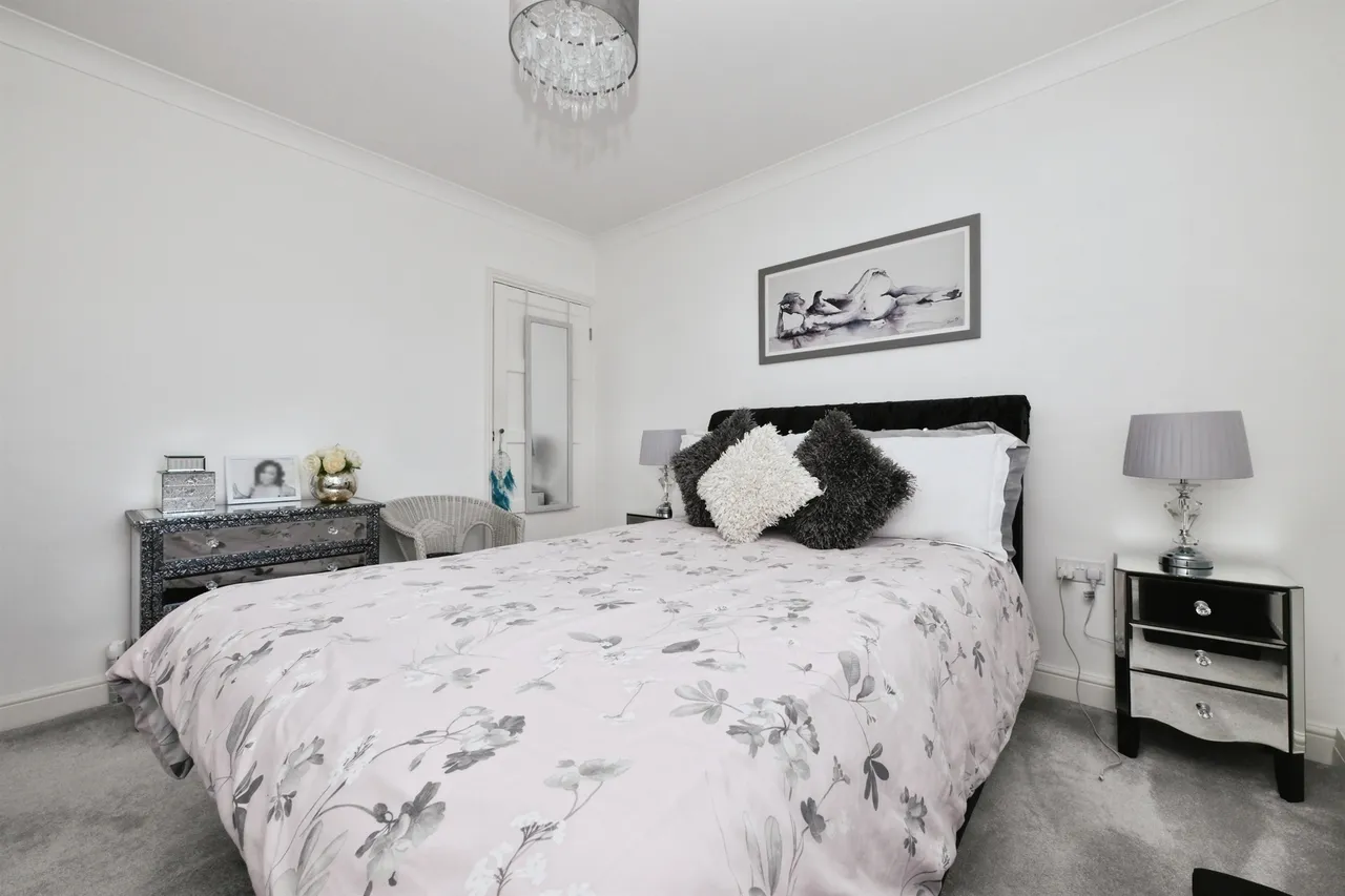 Bury Green Road, Cheshunt, EN7, photo 12
