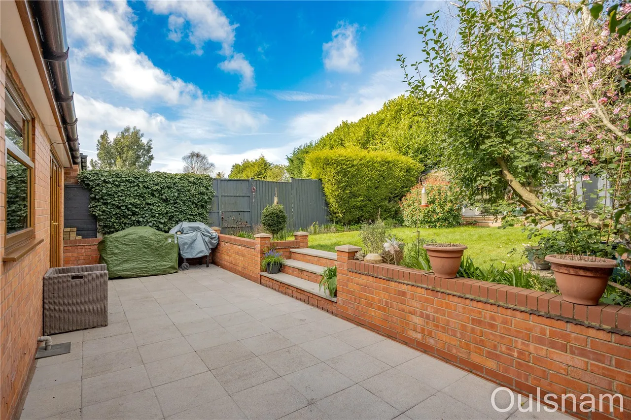 Perryfields Crescent, Bromsgrove, Worcestershire, B61 8ST, photo 26