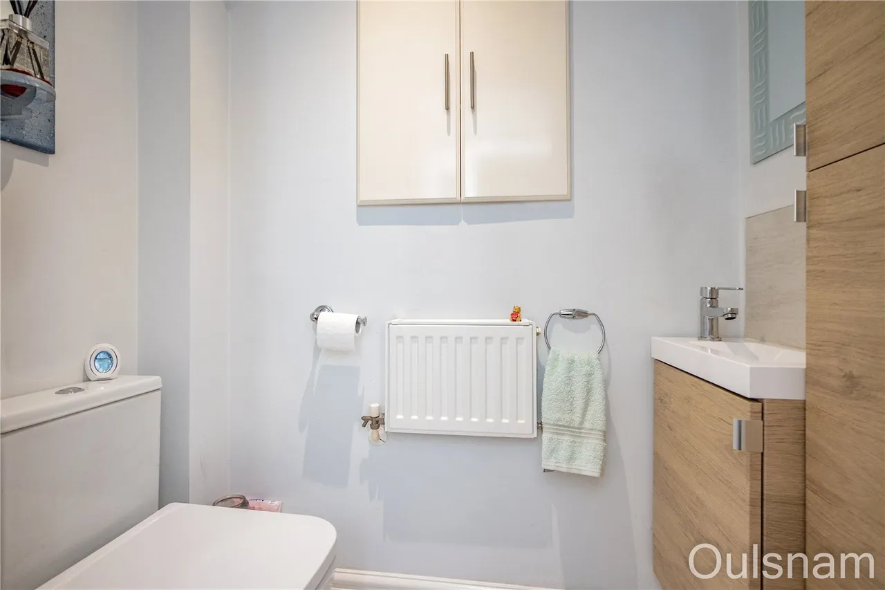 Perryfields Crescent, Bromsgrove, Worcestershire, B61 8ST, photo 13