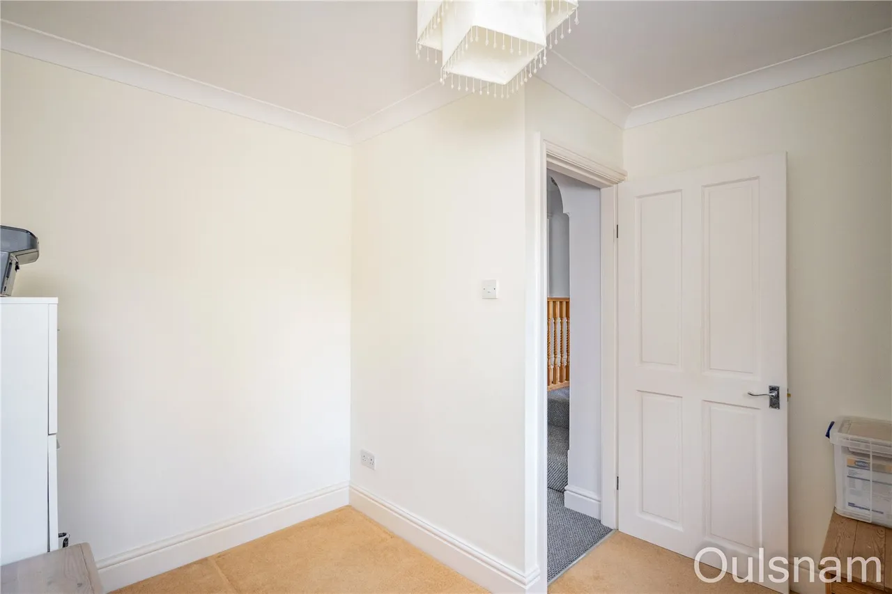 Perryfields Crescent, Bromsgrove, Worcestershire, B61 8ST, photo 23
