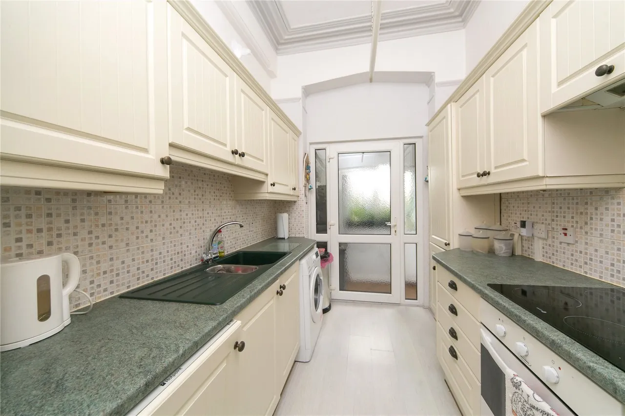 Queens Road, Old Colwyn, LL29, photo 7