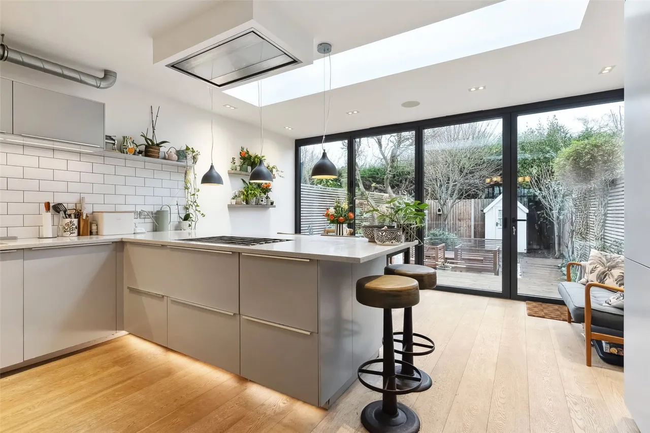 Percy Road, Hampton, TW12 2JW, photo 5