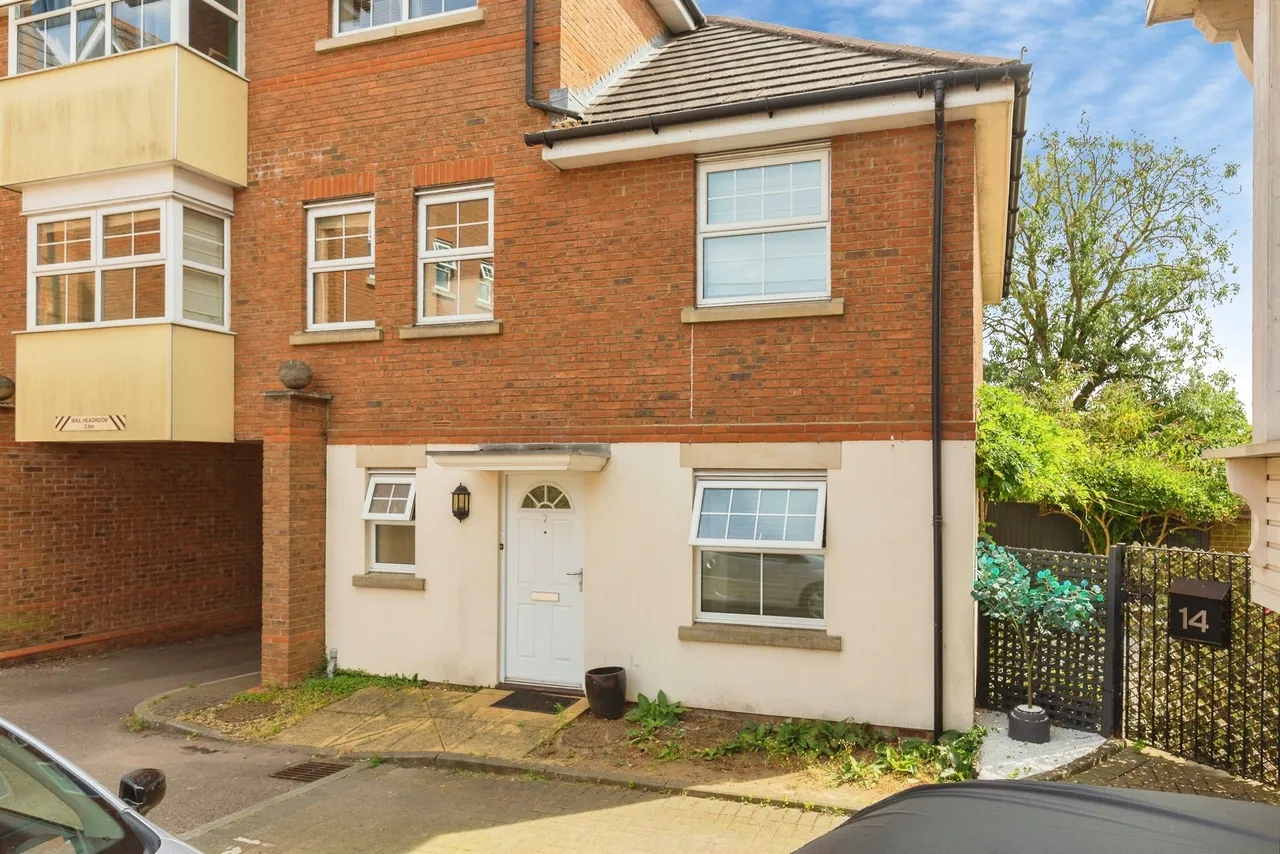 Hockliffe Road, Leighton Buzzard, LU7, photo 2