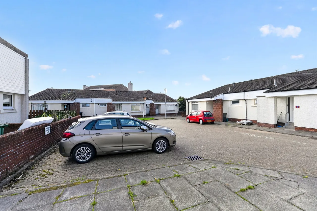 Katrine Court, Kilmarnock, photo 3