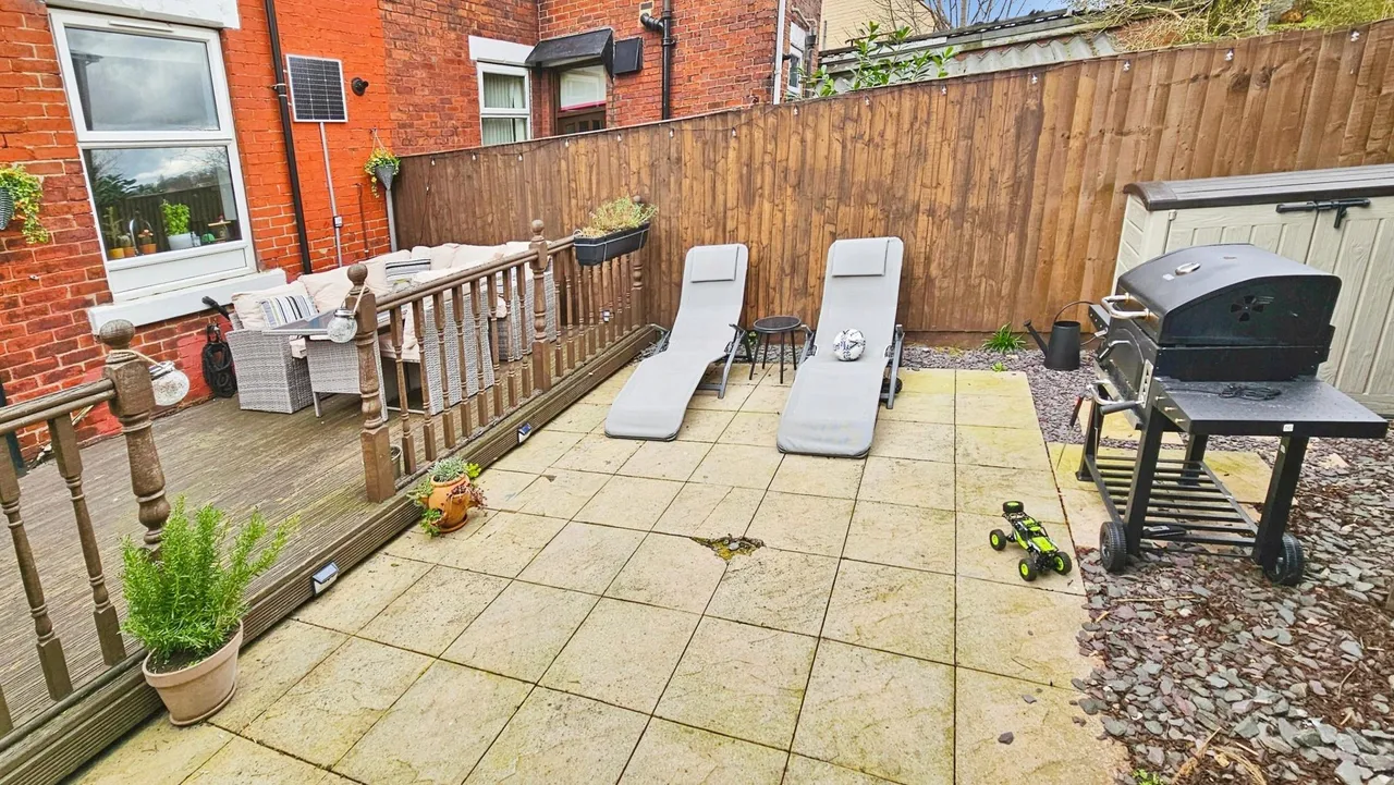 Flanshaw Lane, Wakefield, WF2, photo 12
