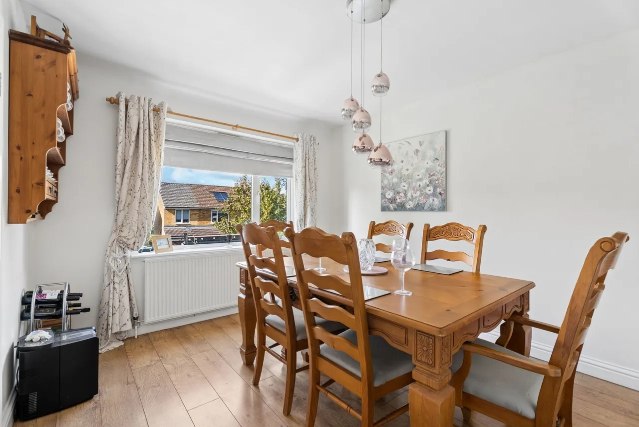 Sunters Wood Close, High Wycombe, HP12, photo 5