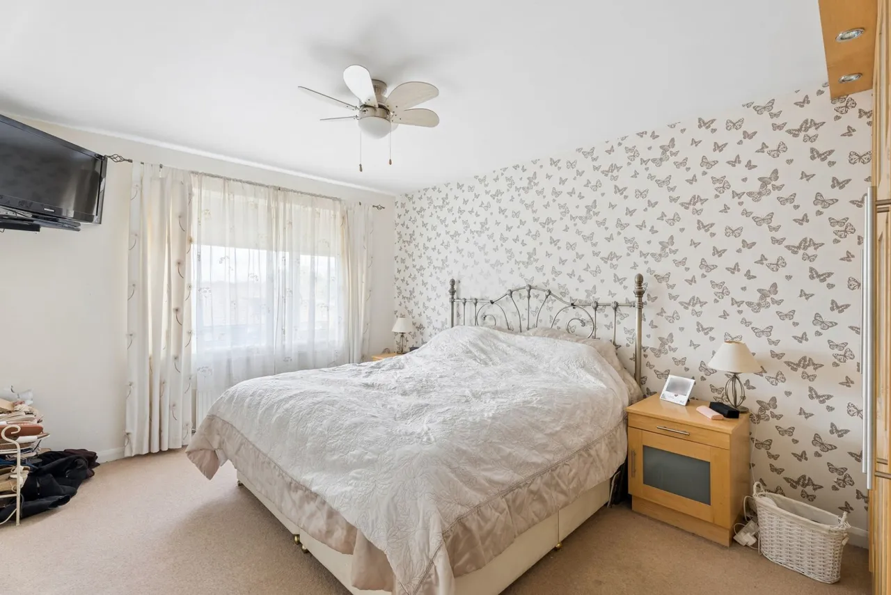 Sunters Wood Close, High Wycombe, HP12, photo 9