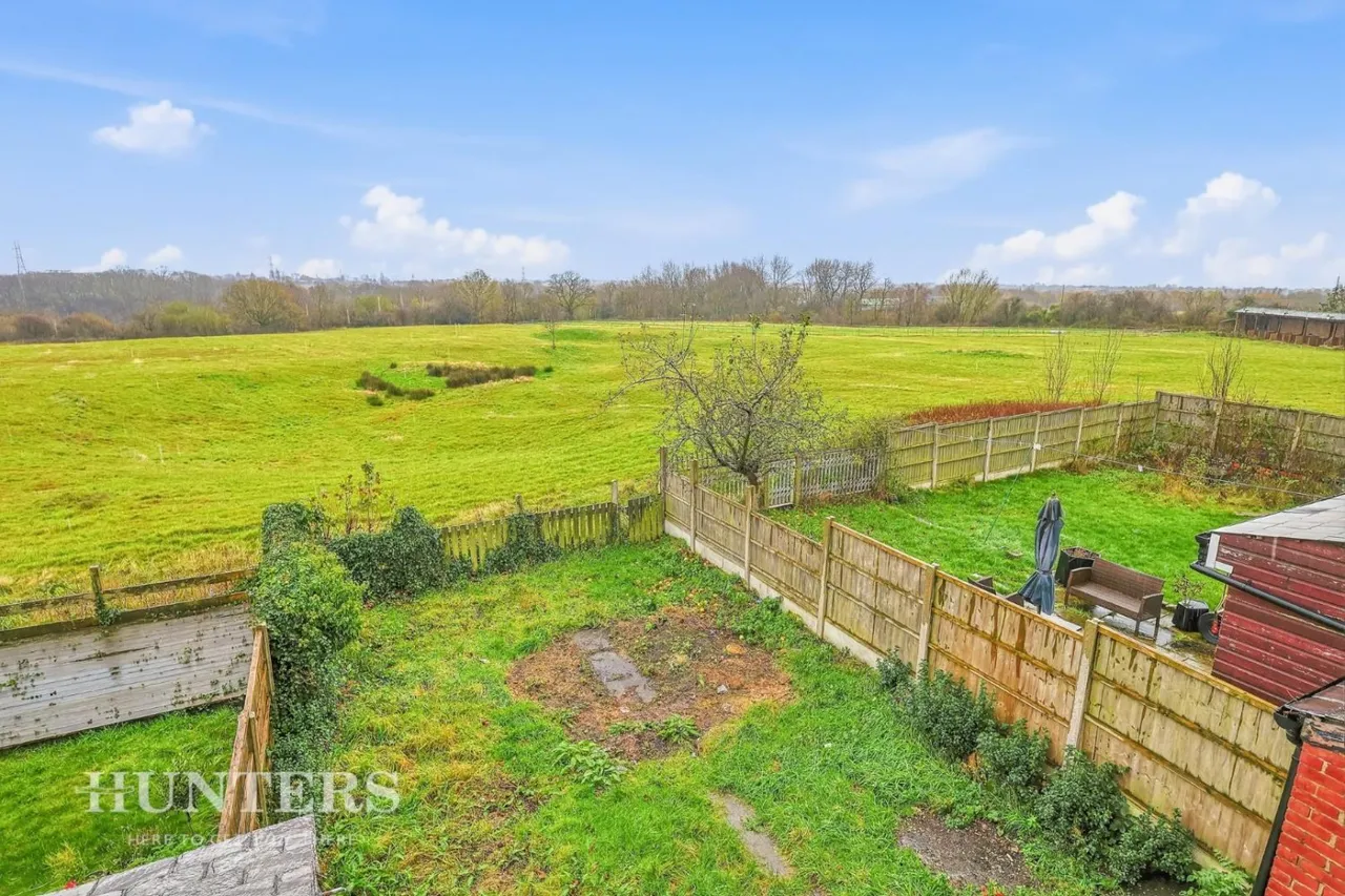 Knott Lanes, Bardsley, OL8, photo 18