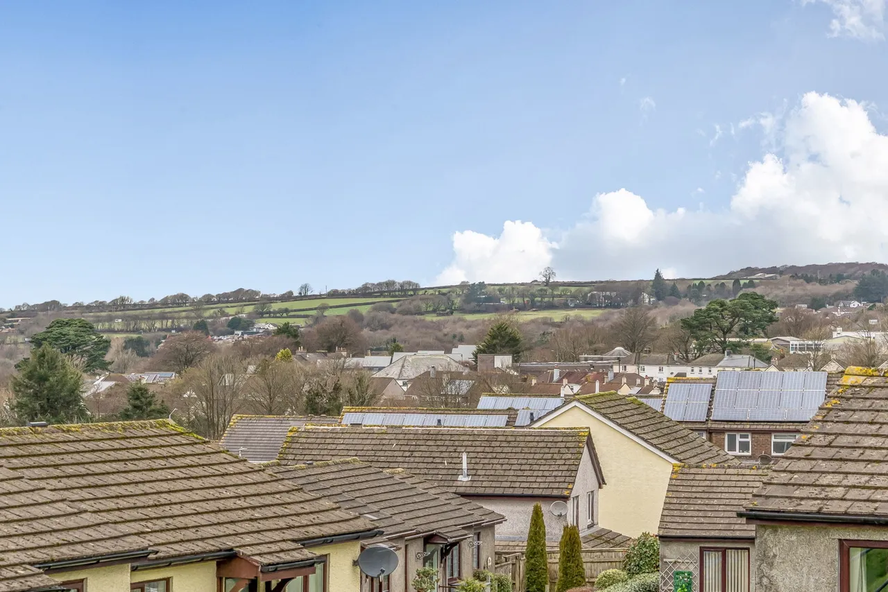 St. Therese Close, Callington, PL17, photo 12
