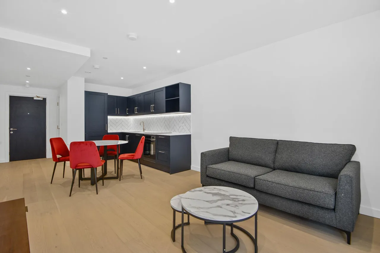 Fulton Rd, Wembley, HA9, photo 5