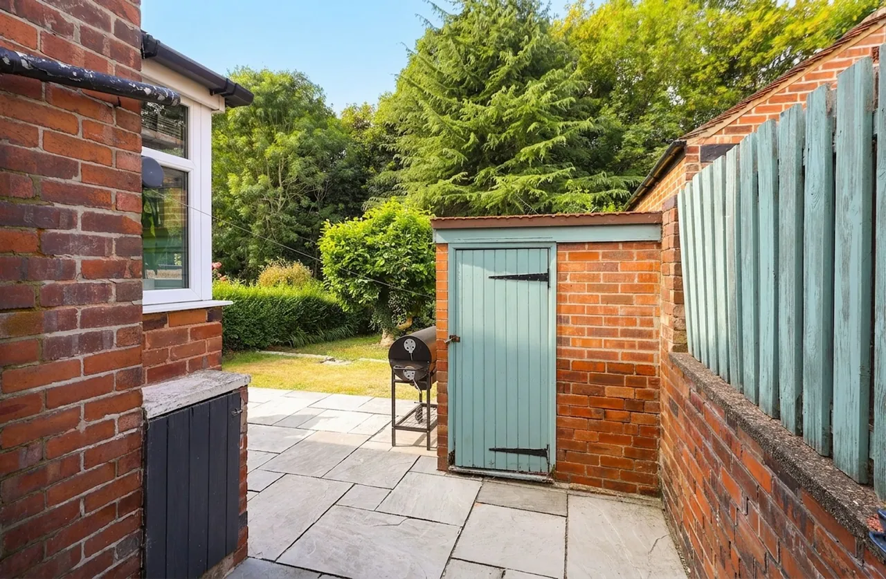 Bramley Avenue, Sheffield, S13, photo 20