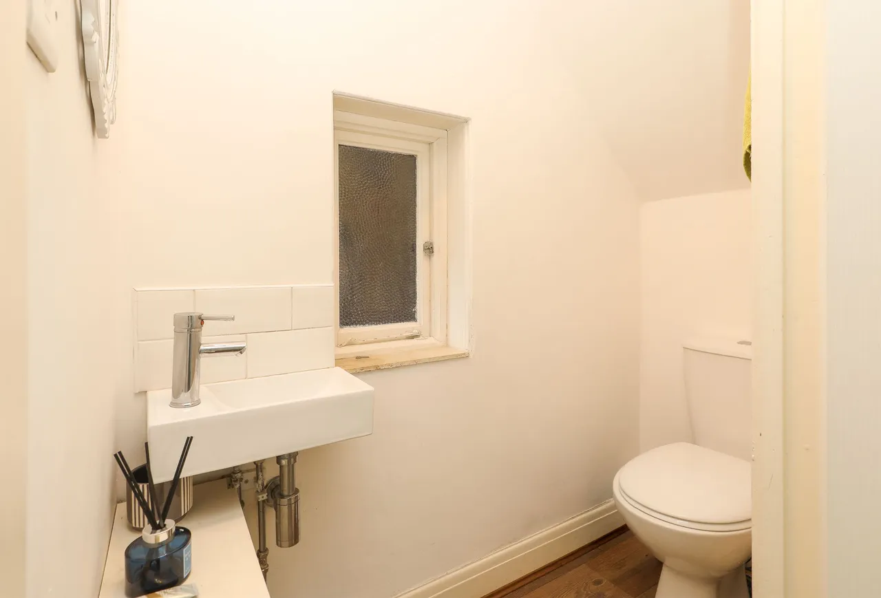 Bramley Avenue, Sheffield, S13, photo 11
