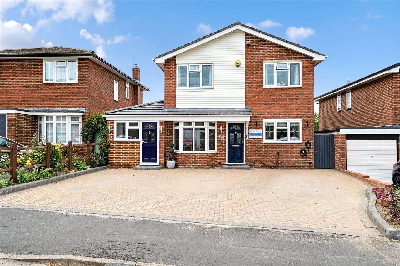 Ash Lodge Drive, Ash, Guildford, Surrey, GU12 6LP, photo 19
