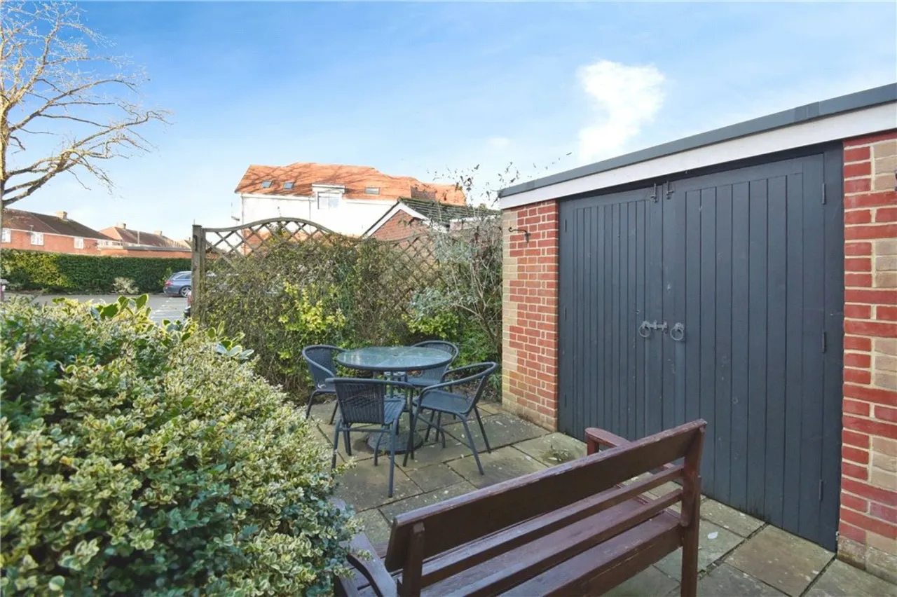 Duttons Road, Romsey, SO51, photo 13