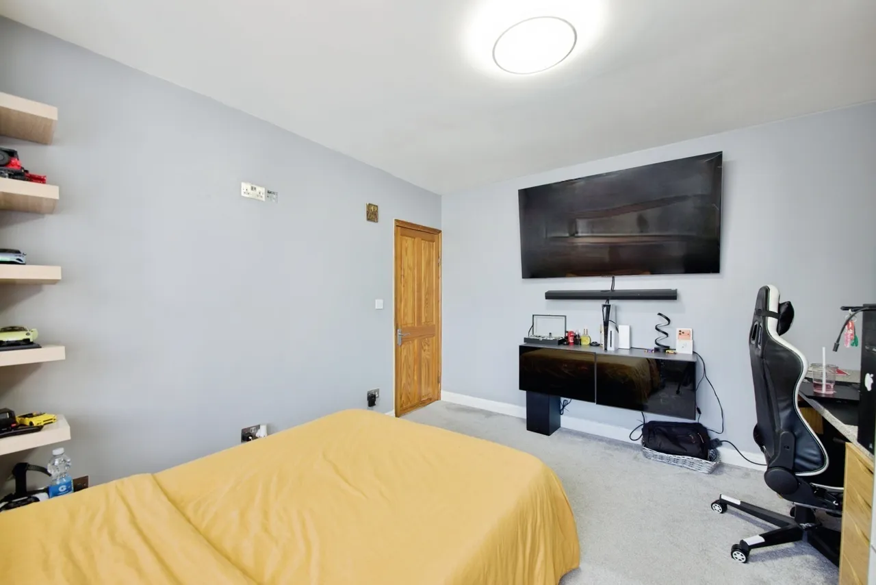 Gorseway, Romford, RM7, photo 15