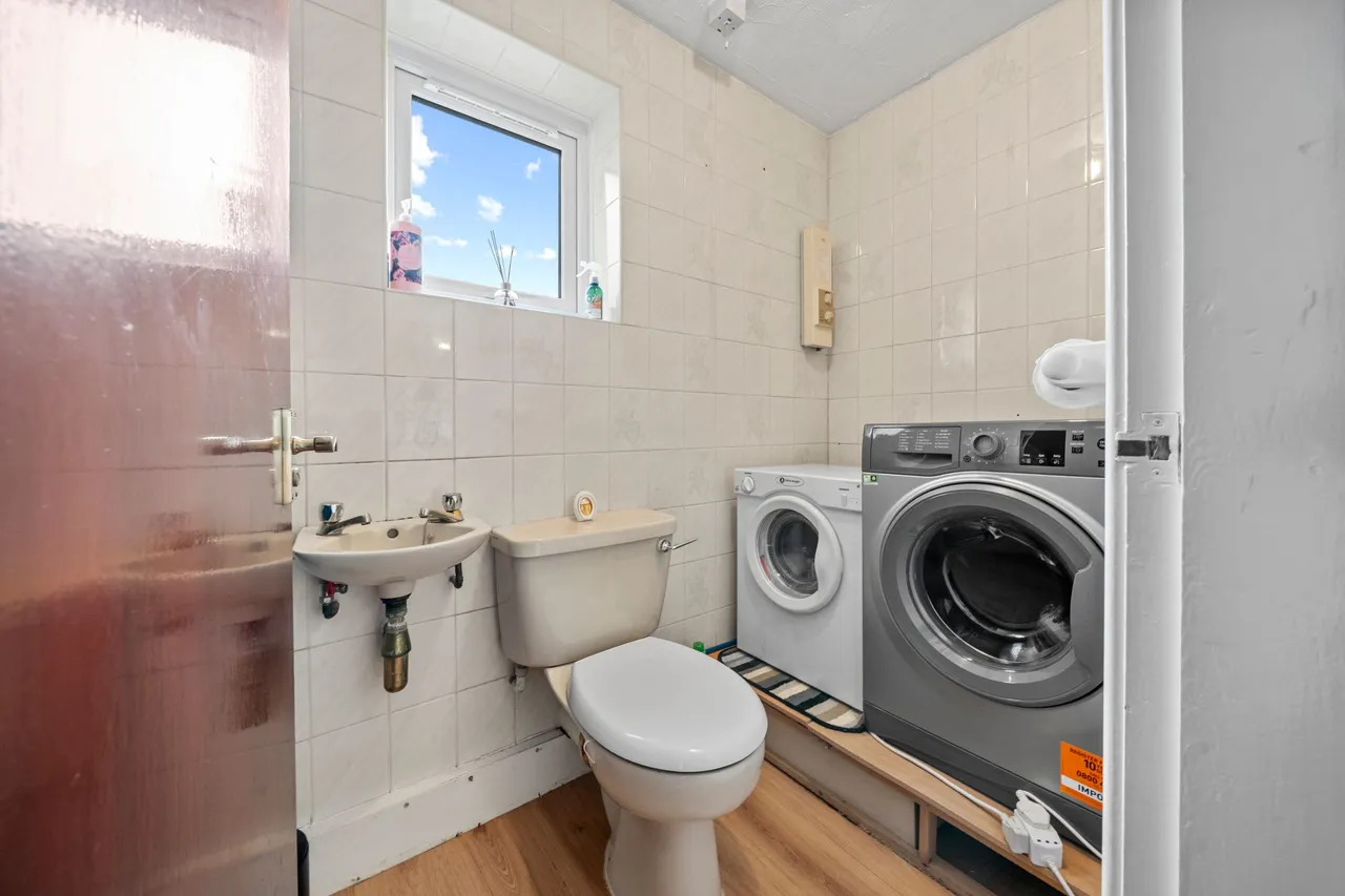 Ringley Avenue, Golborne, WA3, photo 12