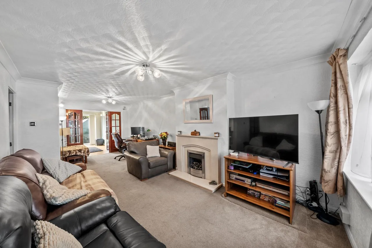 Ringley Avenue, Golborne, WA3, photo 2