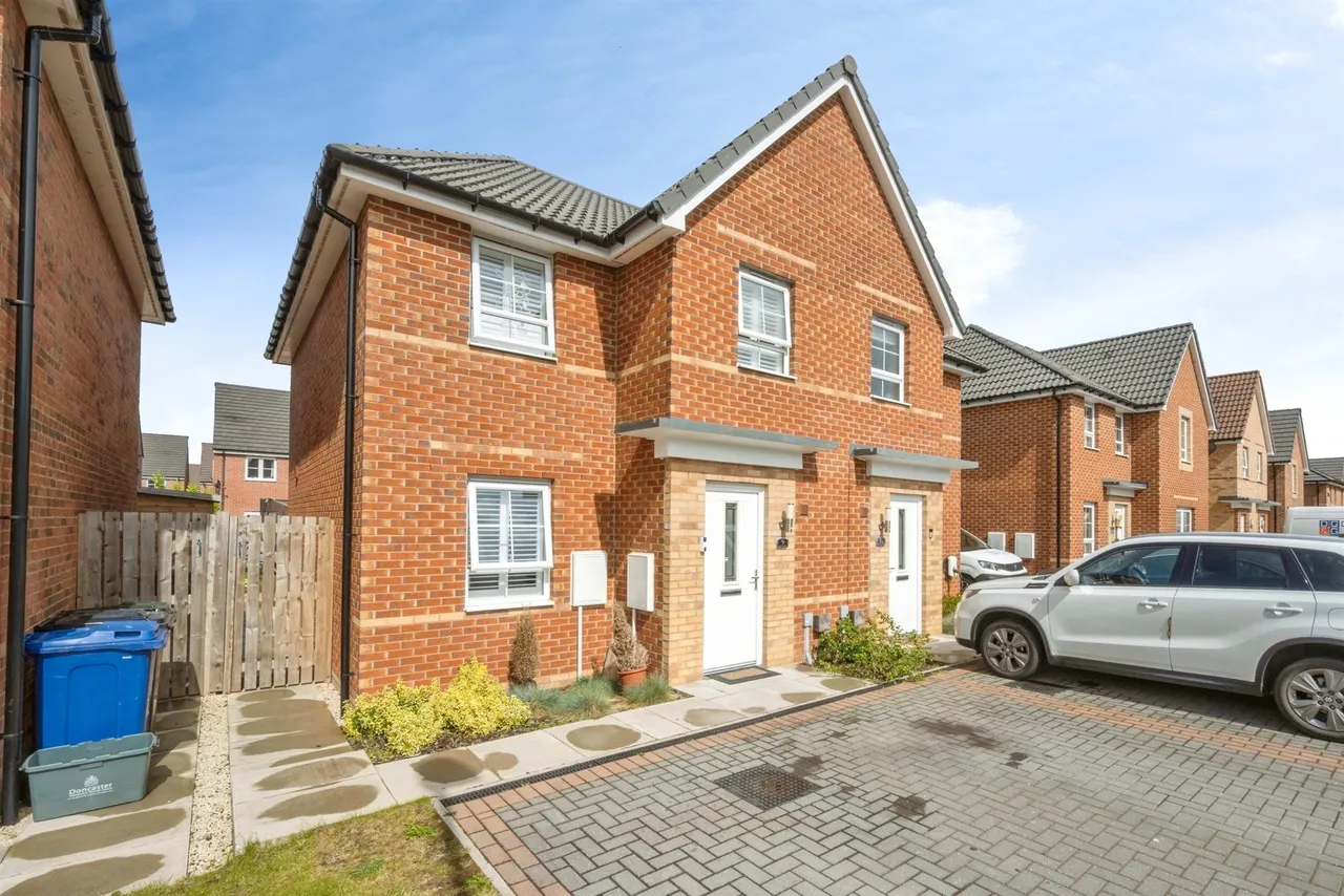 3 bed house for sale, Fallow Road, Hatfield, DN7
