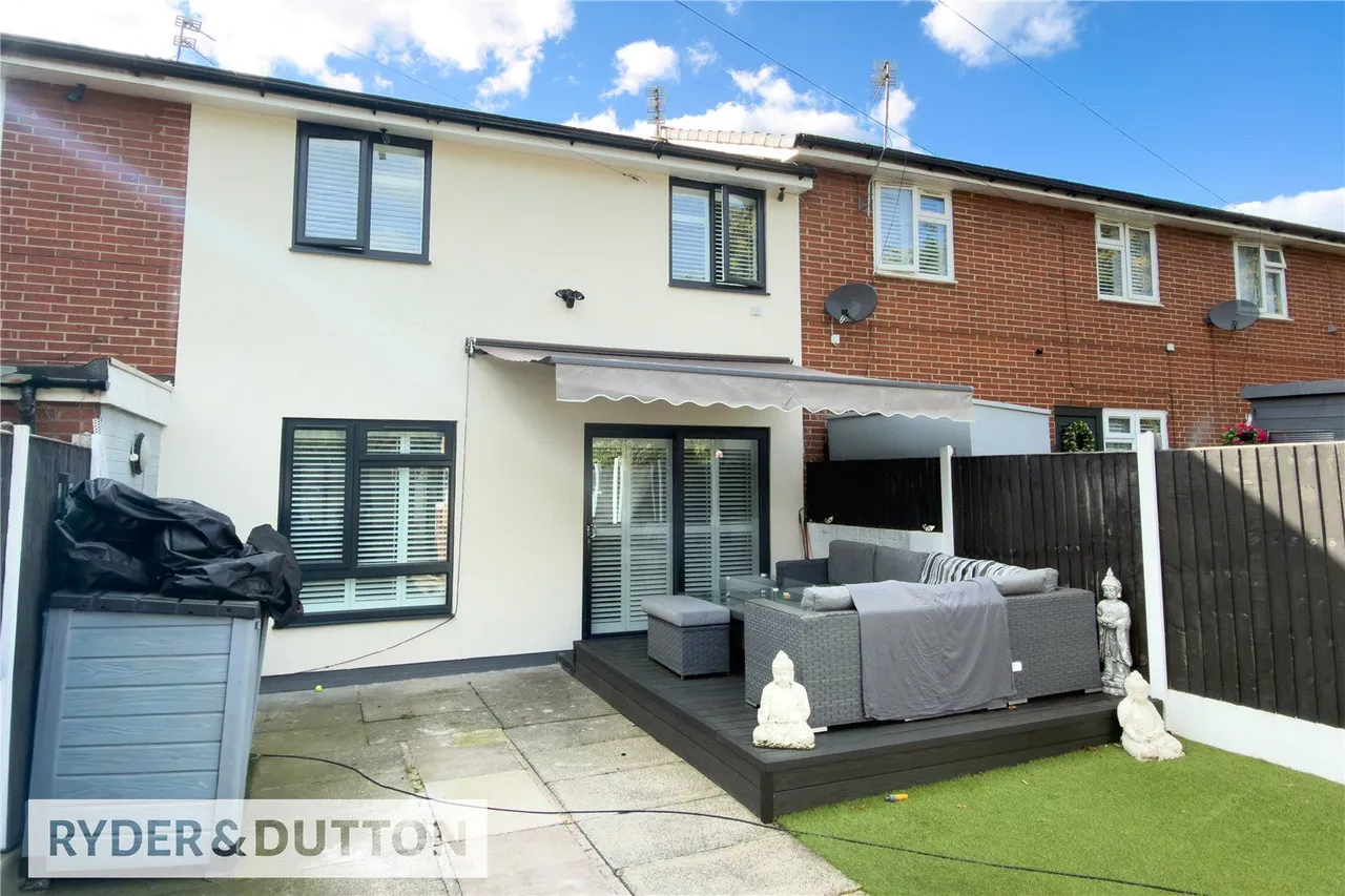 Cloughton Walk, Manchester, M40, photo 11