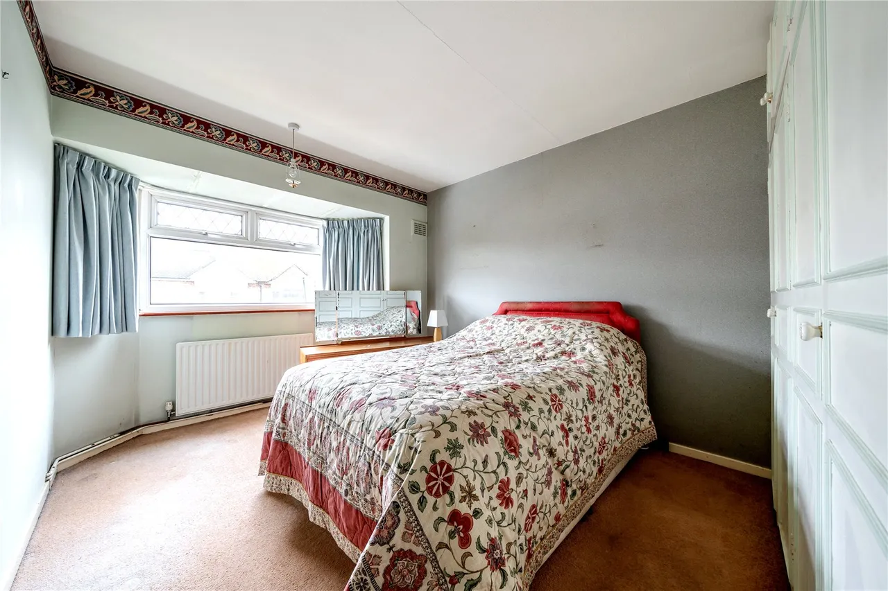 Garden Close, Hampton, TW12 3EG, photo 4