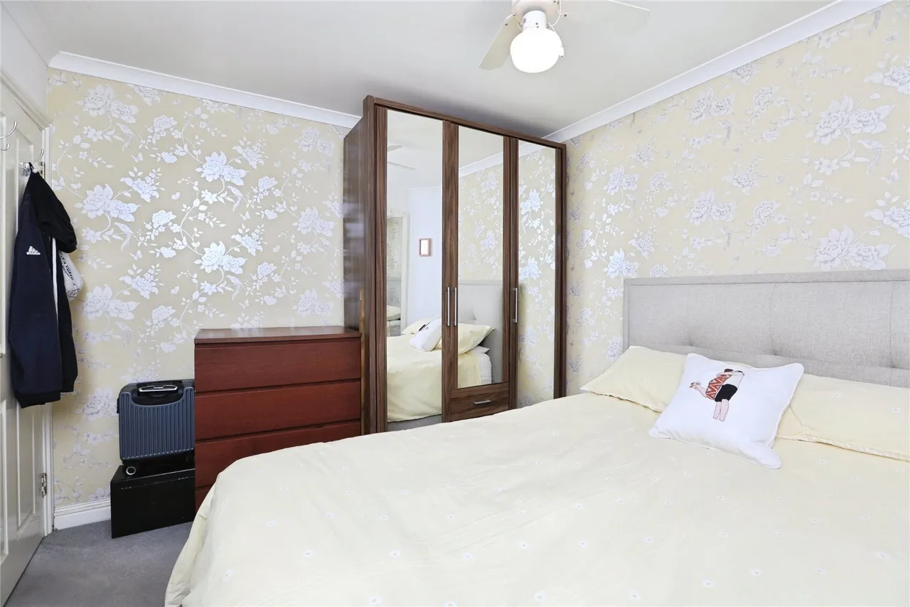 Crown Road, Sittingbourne, Kent, ME10, photo 8
