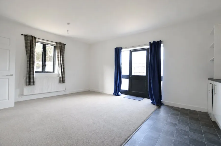 with 3 bedrooms in Harlow, CM17, photo 3