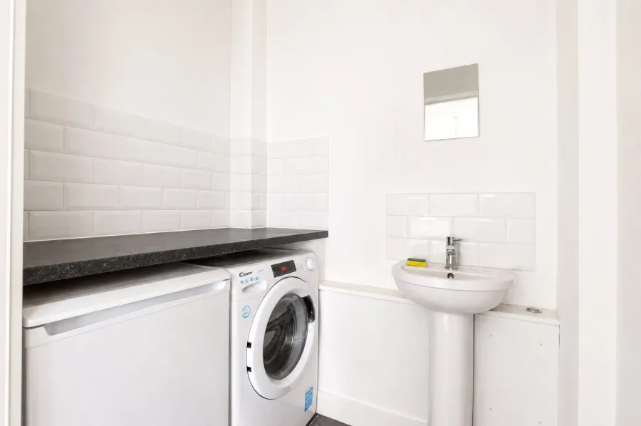 with 3 bedrooms in Harlow, CM17, photo 5