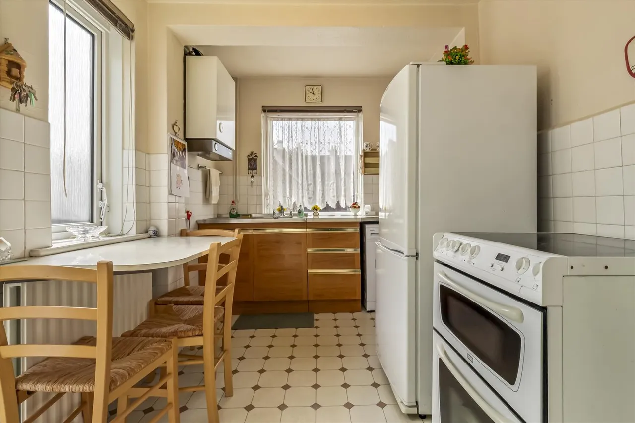 Guildford Road, Worthing, photo 6