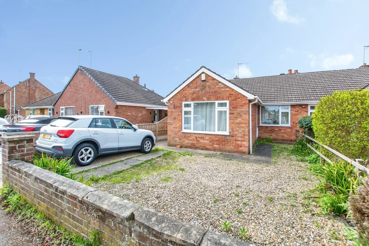 2 bed house for sale — Winston Gardens, Lincolnshire, PE21