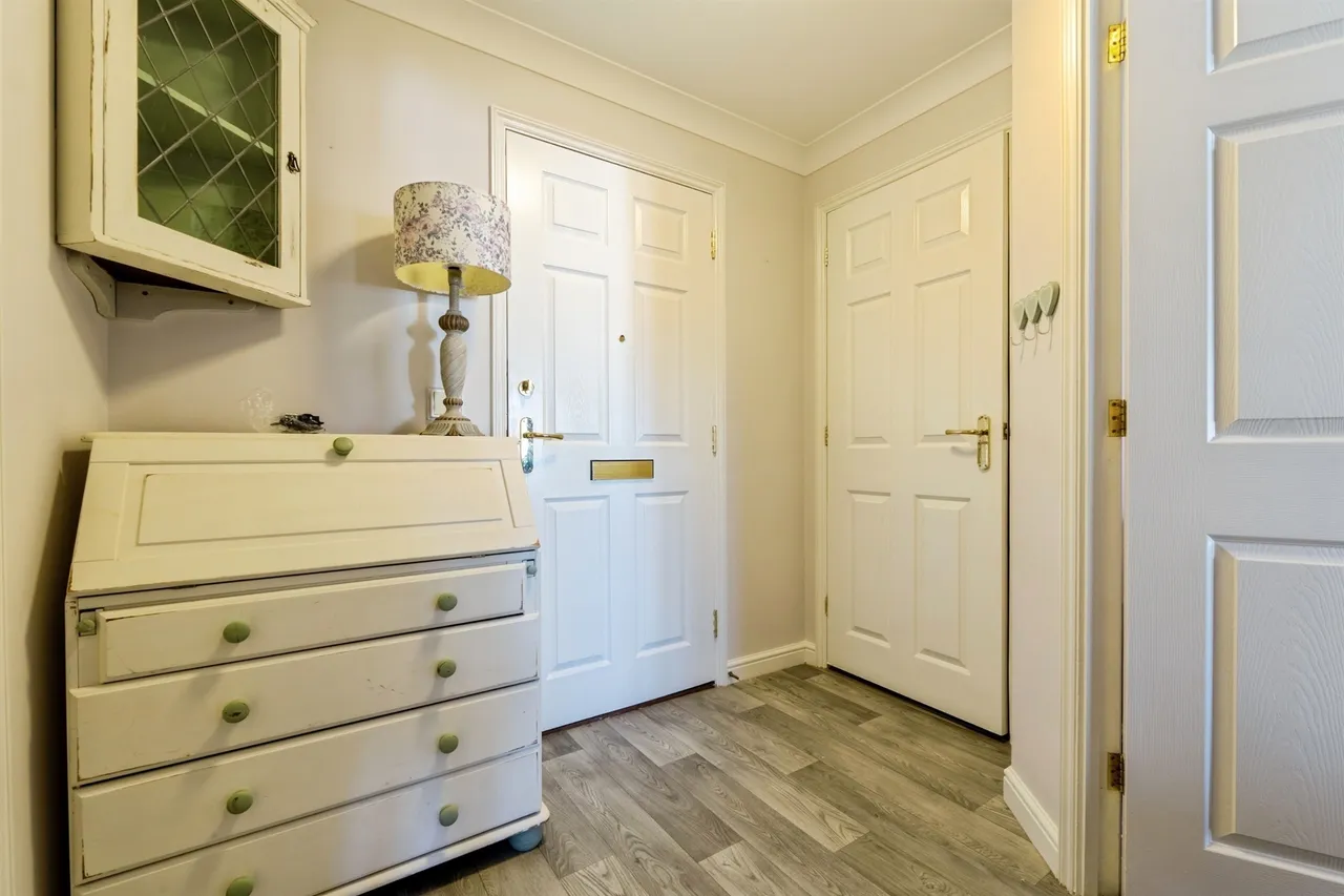 Hanbury Court, Thetford, photo 8