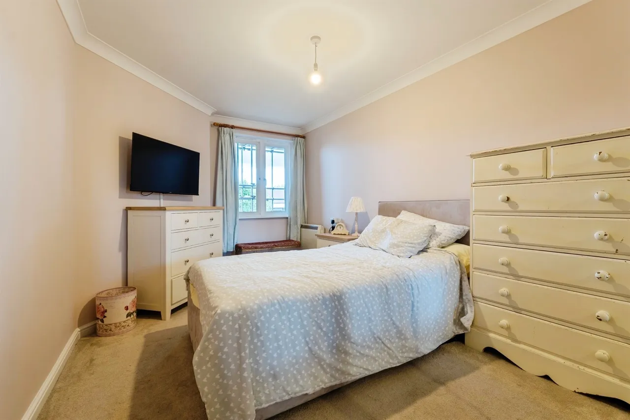 Hanbury Court, Thetford, photo 7