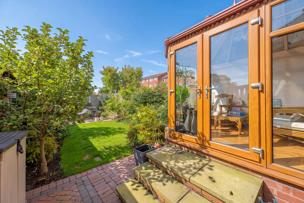The Willows, Frodsham, photo 22