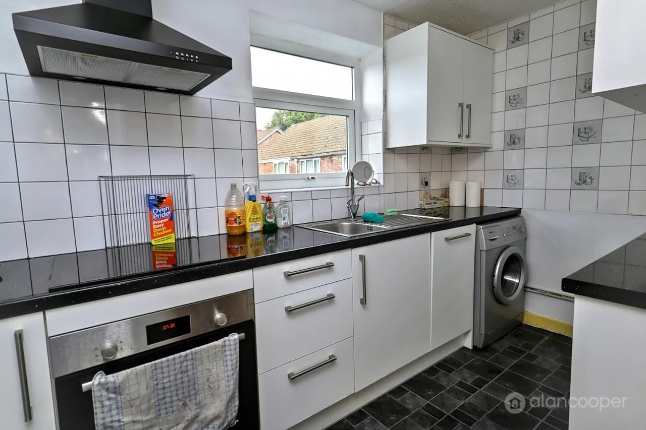 Ramsden Avenue, Nuneaton, CV10, photo 5