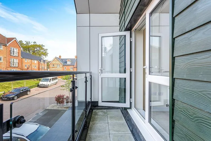 Oasthouse Drive, Horndean, PO8, photo 6