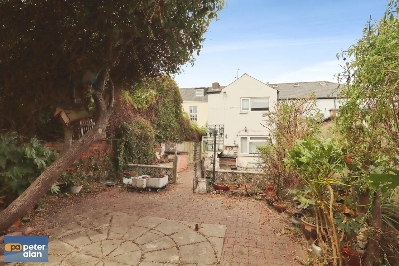 Cowbridge Road East Cardiff, CF5, photo 19