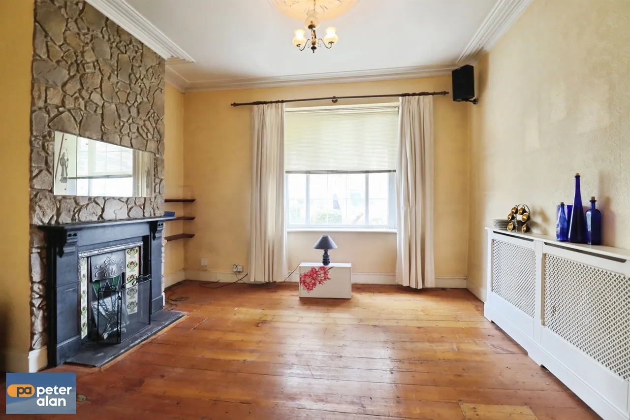 Cowbridge Road East Cardiff, CF5, photo 5