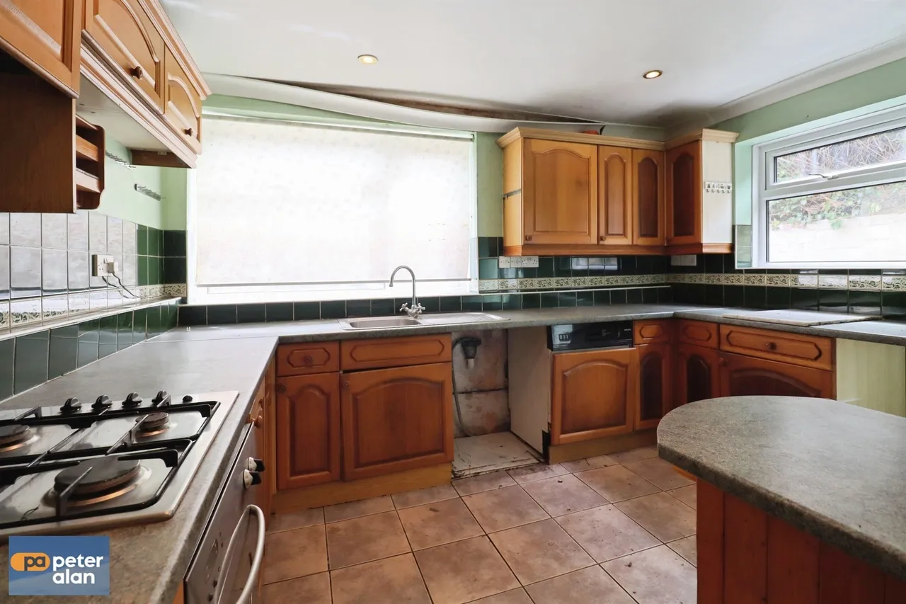 Cowbridge Road East Cardiff, CF5, photo 15
