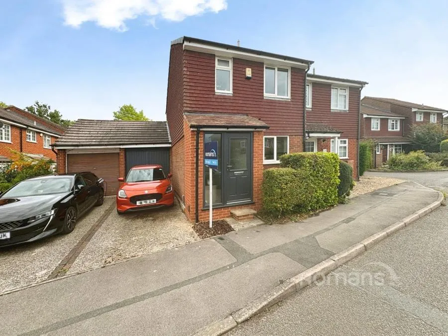 2 bed house for sale, Durand Road, Earley, RG6