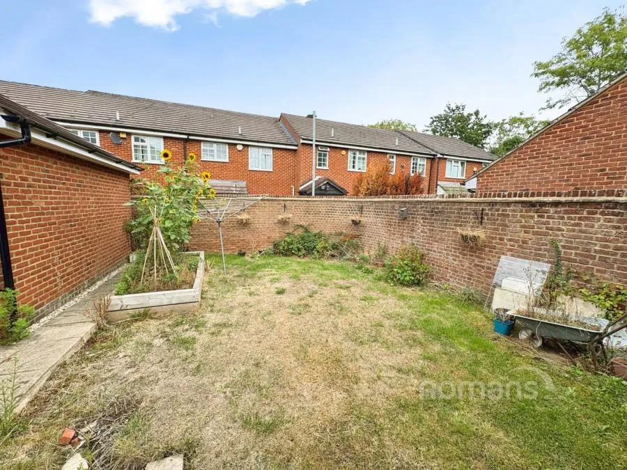 Durand Road, Earley, RG6, photo 13