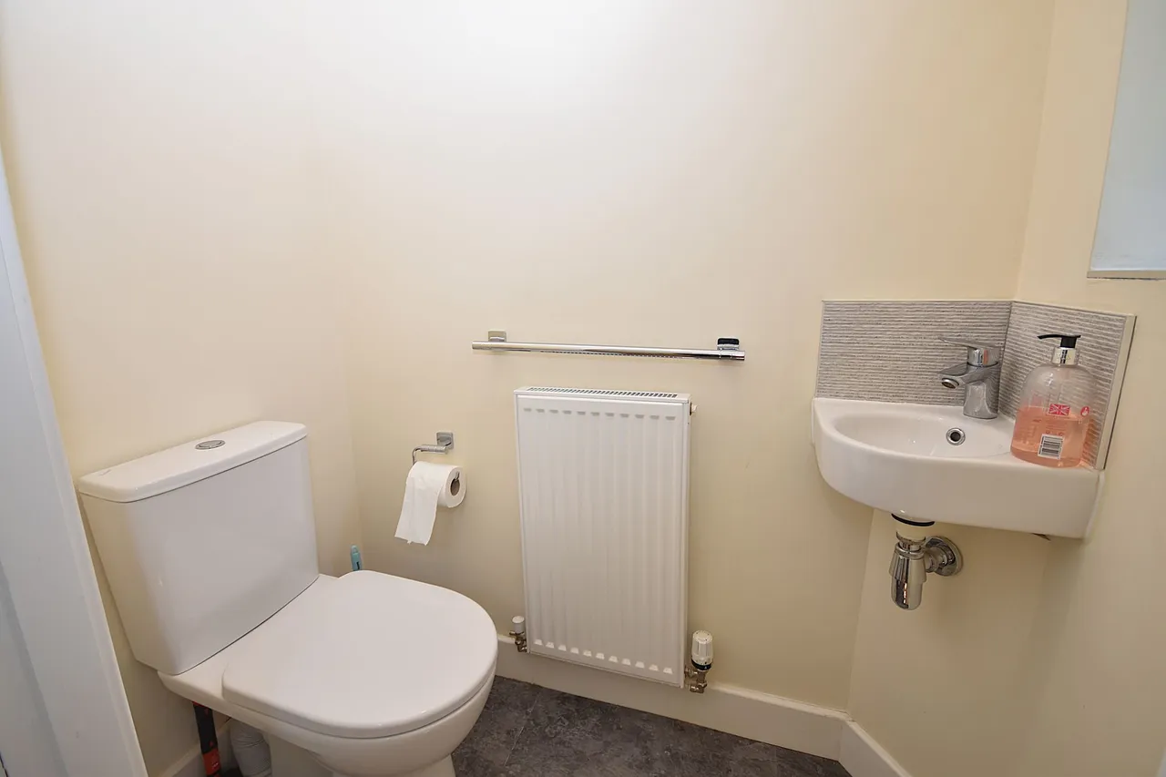 Webbs Close, Macclesfield, photo 18