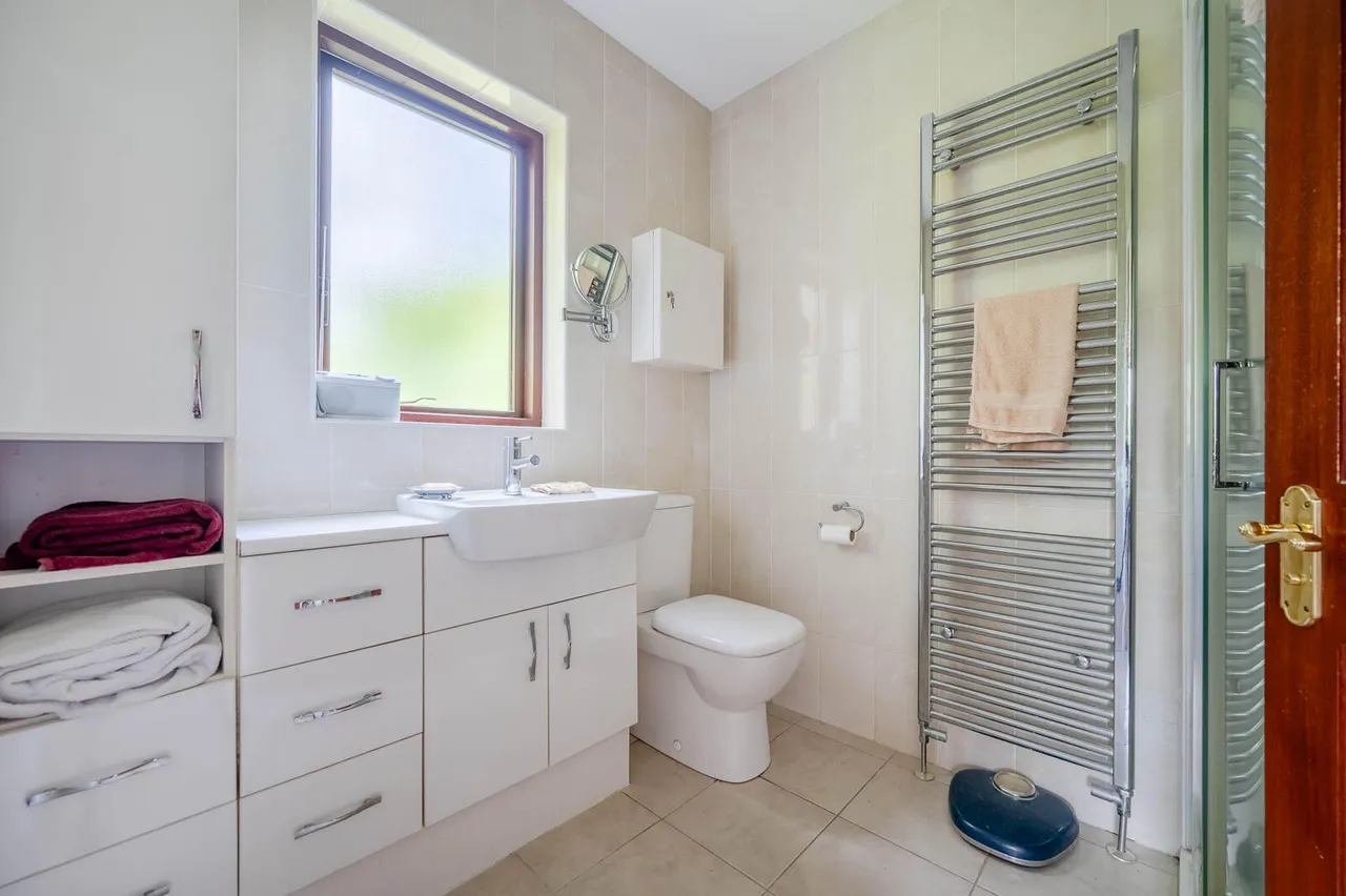 The Cairns, belmont, BT4, photo 28