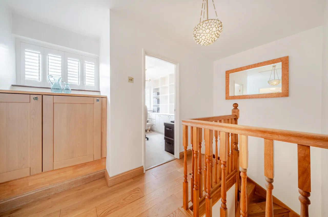 Hardwick Green, London, W13, photo 5