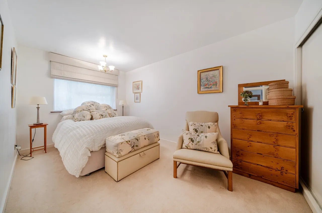 Hardwick Green, London, W13, photo 8