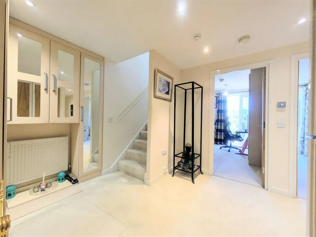 Northolt Road, Harrow, HA2, photo 9
