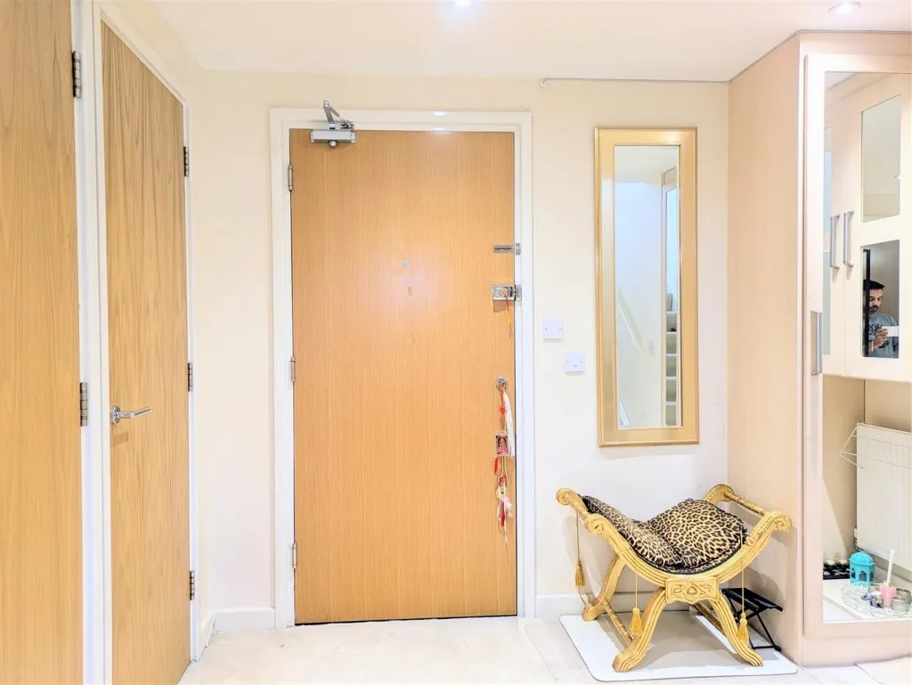 Northolt Road, Harrow, HA2, photo 14