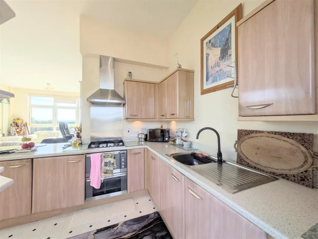 Northolt Road, Harrow, HA2, photo 26